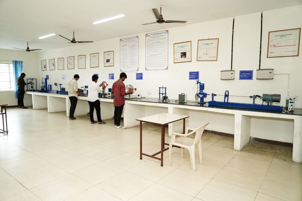 Dynamics Lab